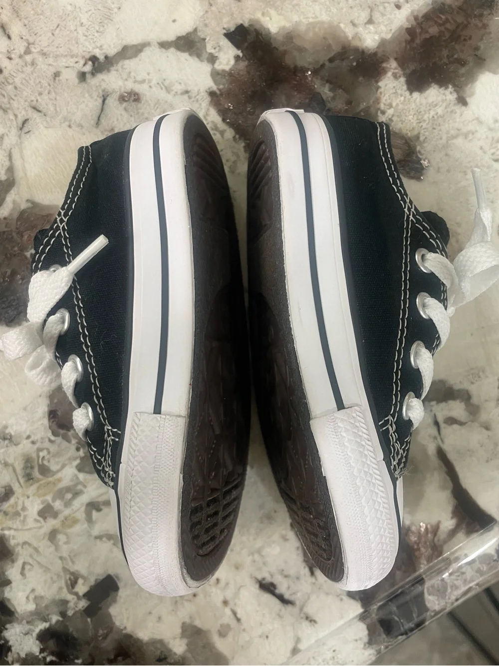 Converse Kids' Black White Chuck Taylor All Star Low Top Sneakers Toddler Size 6
